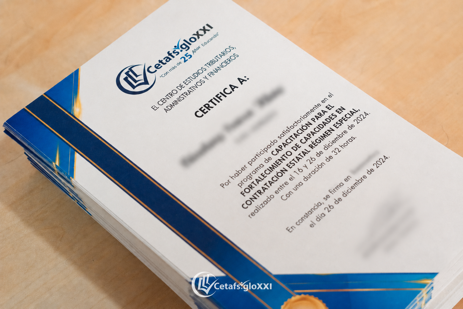 Diploma otorgado a egresados de Cetaf Siglo XXI